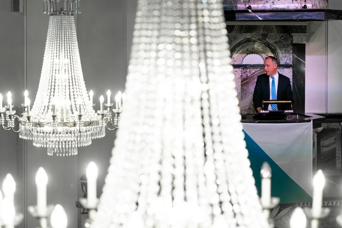 Berühmt wurde der schweizerisch-US-amerikanische Doppelbürger Thomas Zurbuchen vor allem wegen seiner Tätigkeit als Wissenschaftsdirektor der Nasa. Man sieht Thomas Zurbuchen auf der Kanzel der reformierten Kirche Uster.